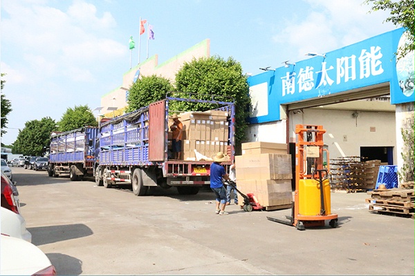 太阳能LED路灯 太阳能路灯厂家 38000亿彩网